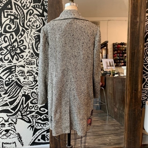 COPY - Embroidered Wool Coat Size XL - Picture 8 of 14